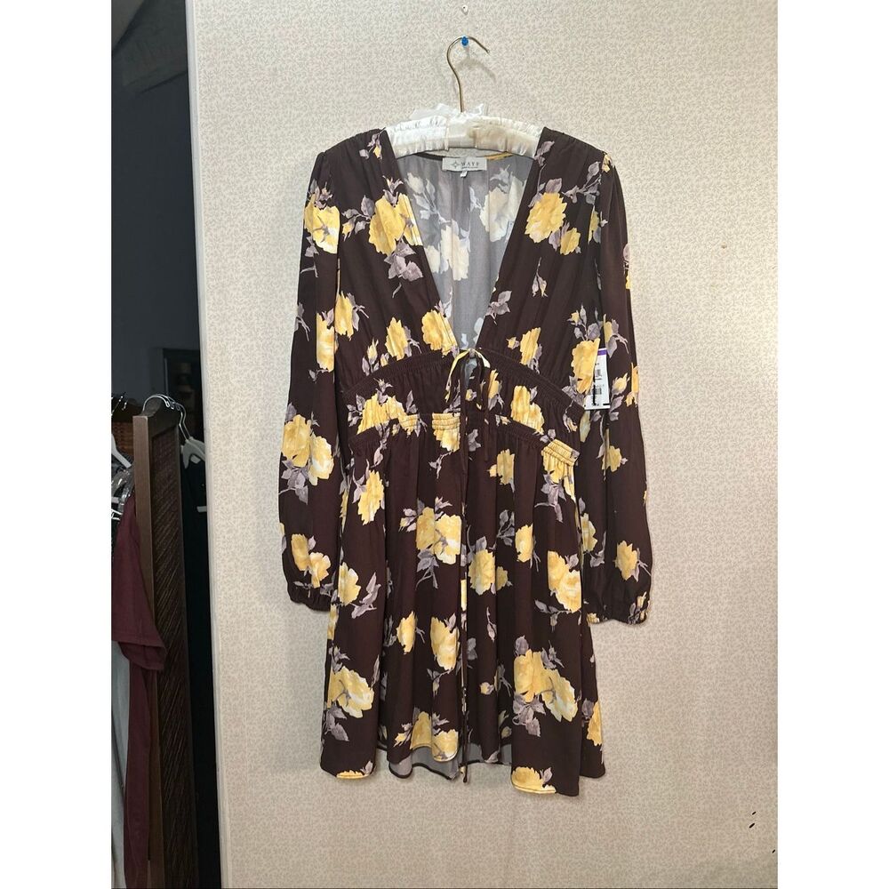 Like new Wayf mini dress with pockets